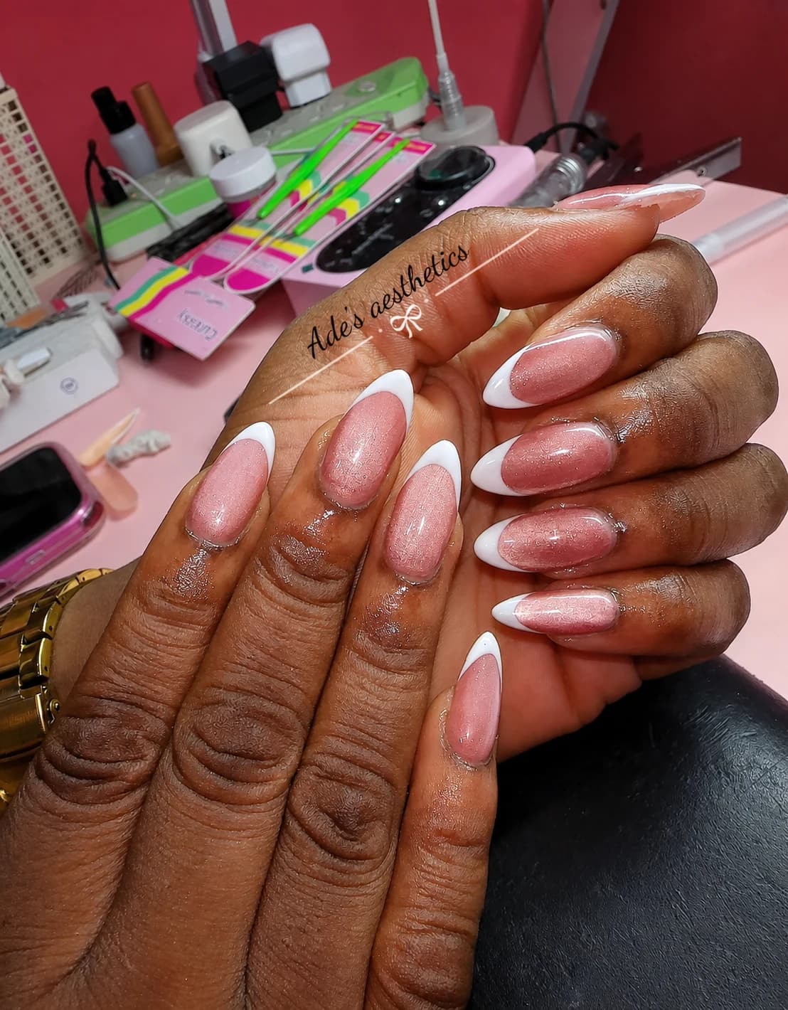 Gel manicure artwork